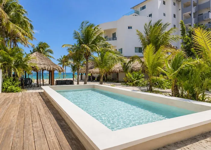 Arenika Beachfront & Puerto Morelos