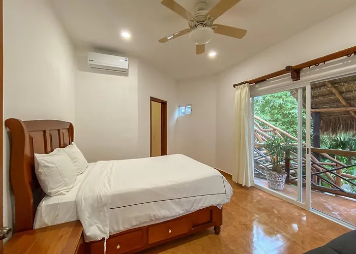 Arenika Beachfront & Apartment Puerto Morelos