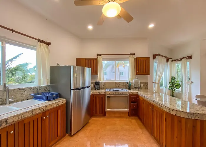 Apartment Arenika Beachfront & Puerto Morelos