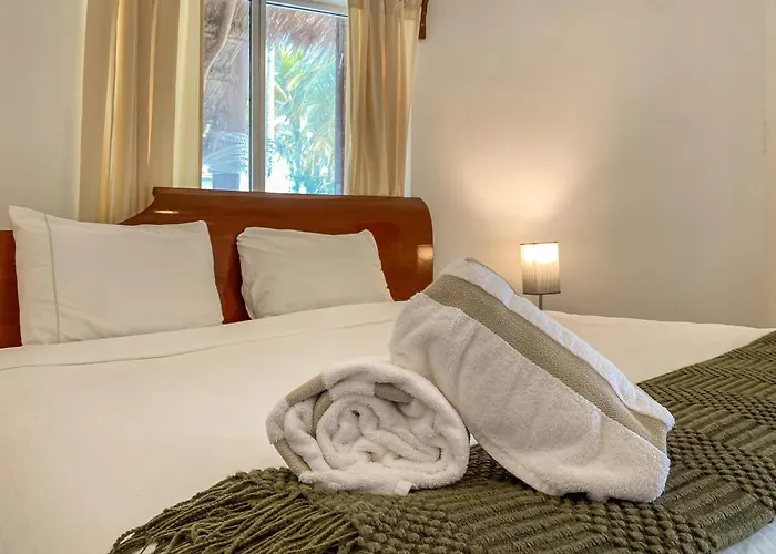 Arenika Beachfront & Apartment Puerto Morelos