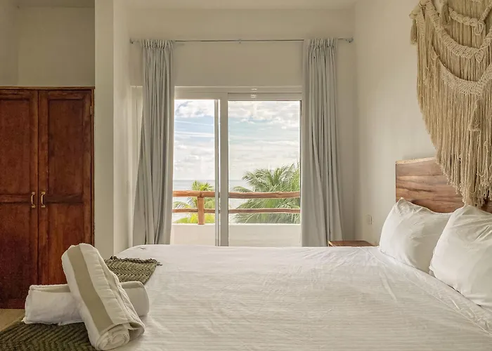 Arenika Beachfront & Apartment