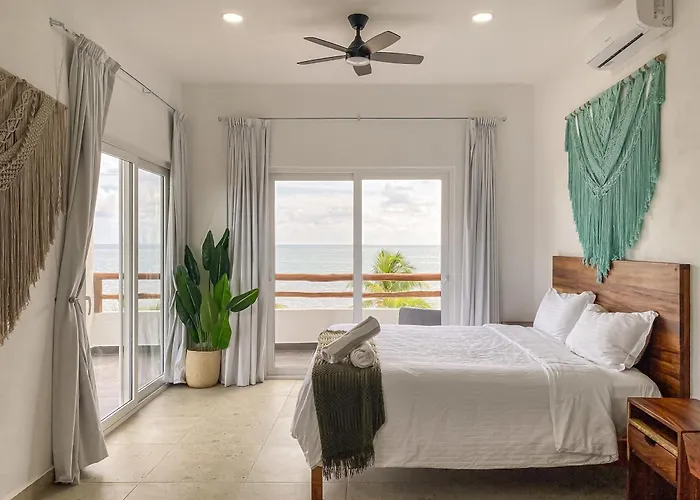 Arenika Beachfront & * Puerto Morelos